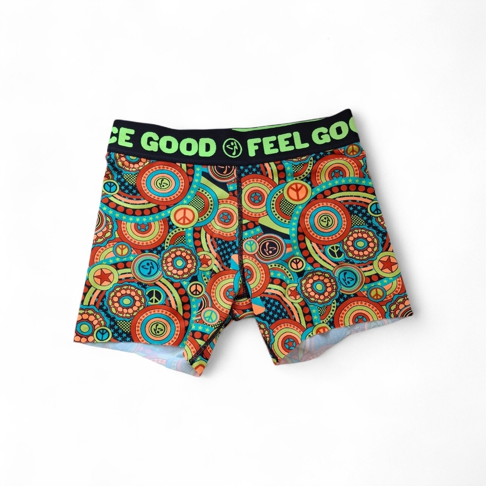 ZUMBA Fitness Wear Medium Cutoff Shorts Dance Feel Good Green BLue Orange Peace